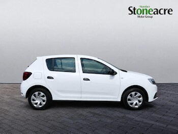 Used Dacia Sandero 2019 for sale - 79475523: Photo