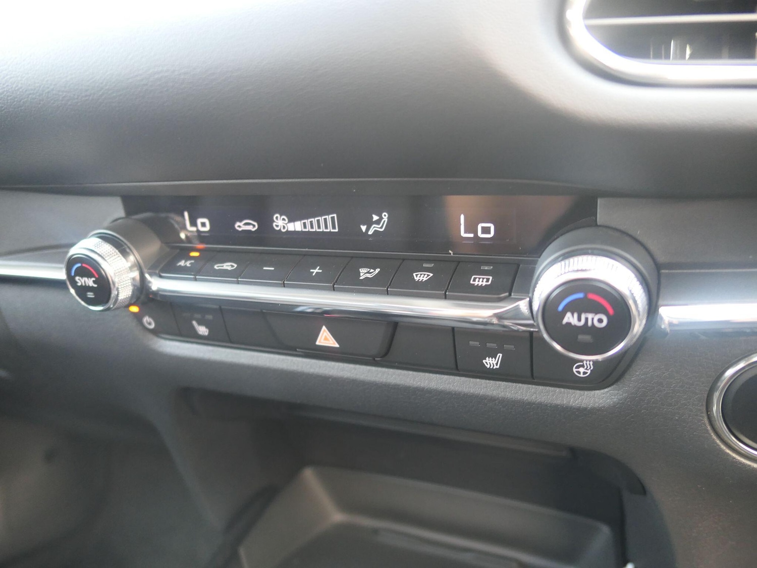 Used Mazda CX-30 2025 for sale - 76866264: Photo 21