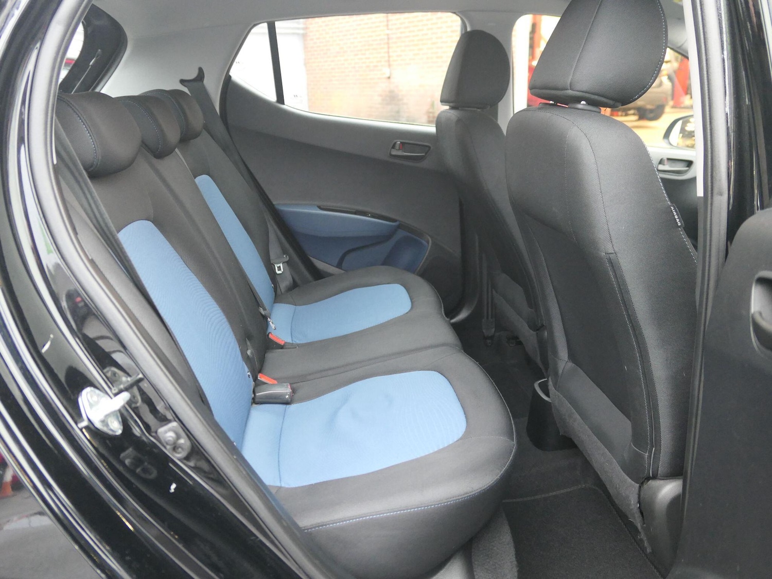 Used Hyundai i10 2016 for sale - 76801283: Photo 11