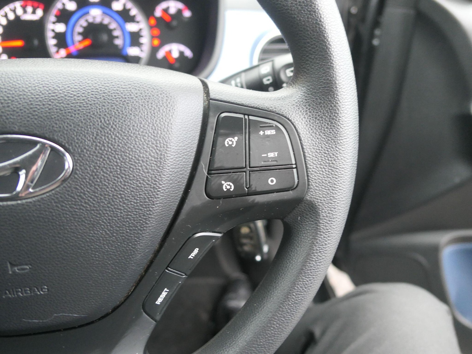 Used Hyundai i10 2016 for sale - 76801283: Photo 12