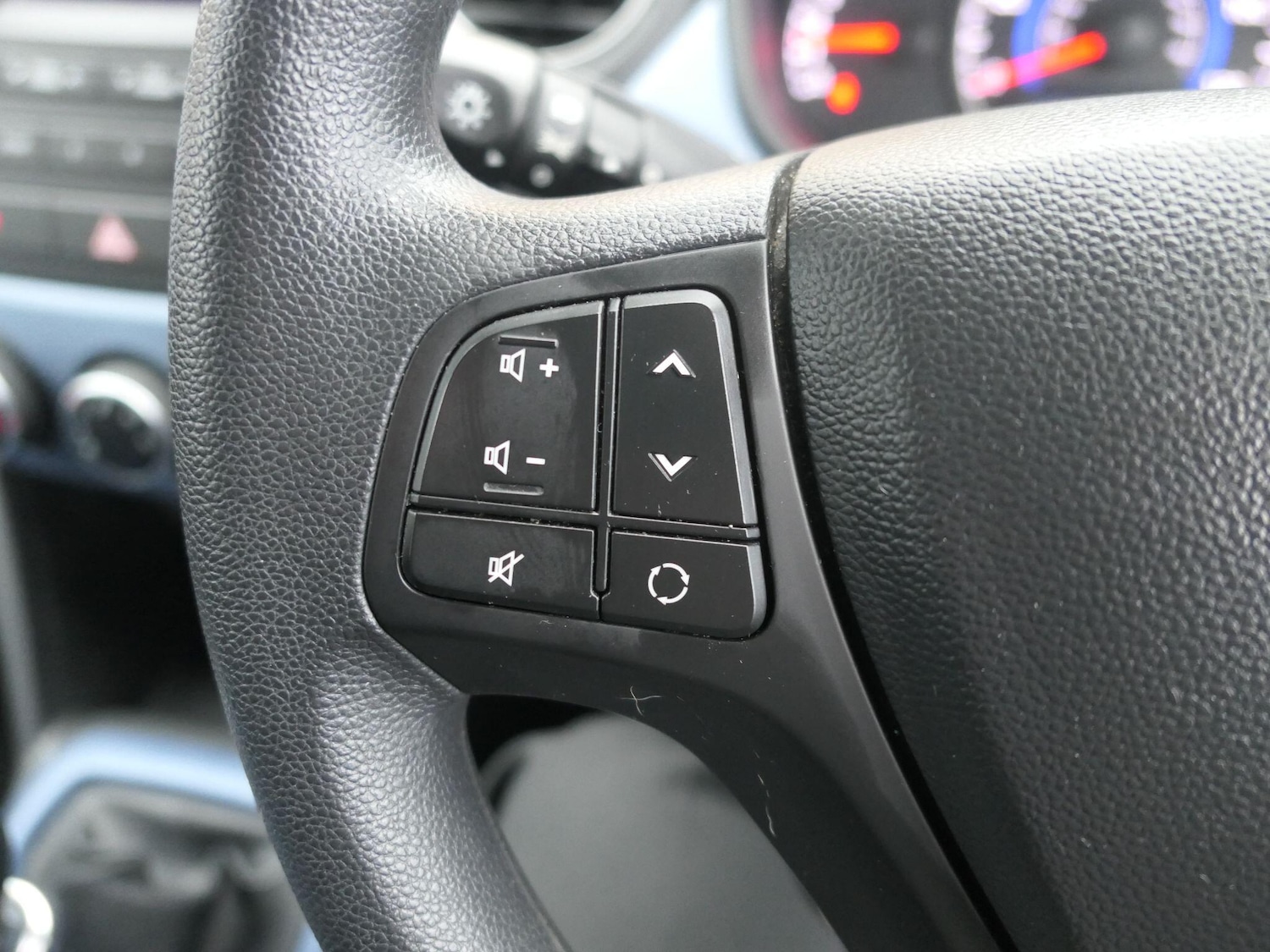 Used Hyundai i10 2016 for sale - 76801283: Photo 14