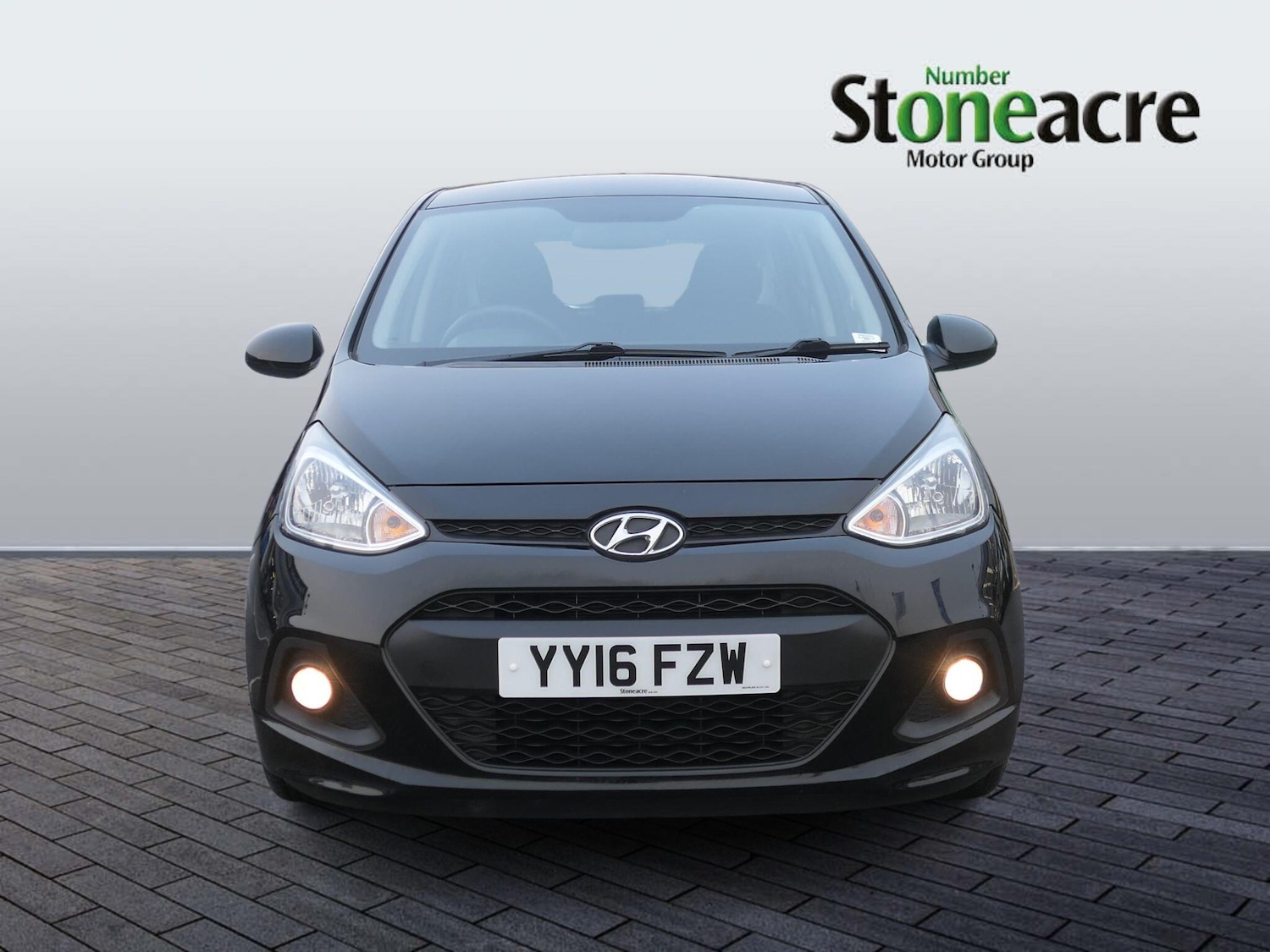 Used Hyundai i10 2016 for sale - 76801283: Photo 2
