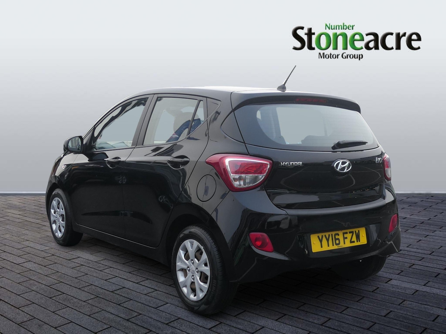 Used Hyundai i10 2016 for sale - 76801283: Photo 4