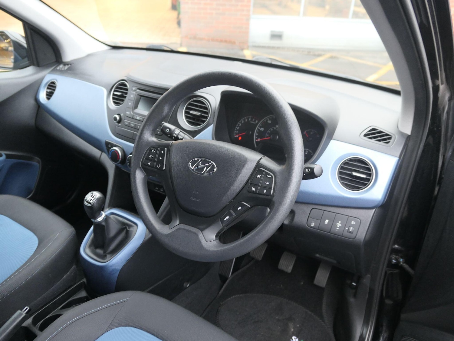 Used Hyundai i10 2016 for sale - 76801283: Photo 9