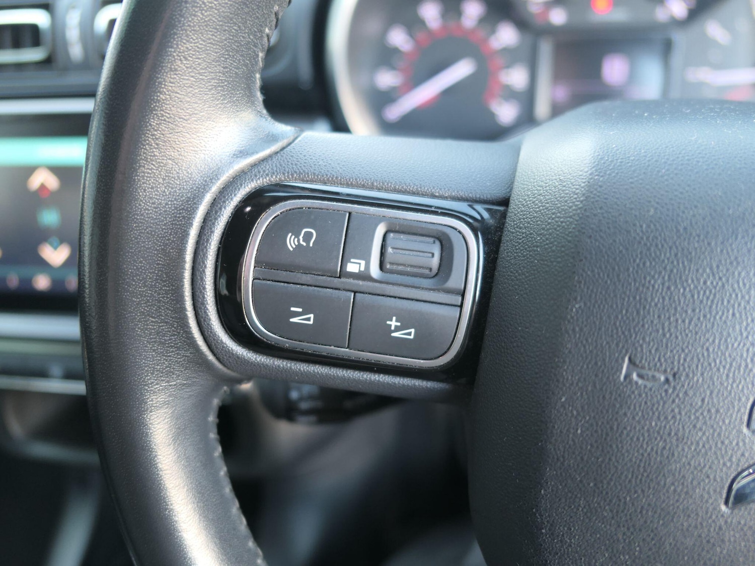 Used Citroen C3 2019 for sale - 76388854: Photo 17