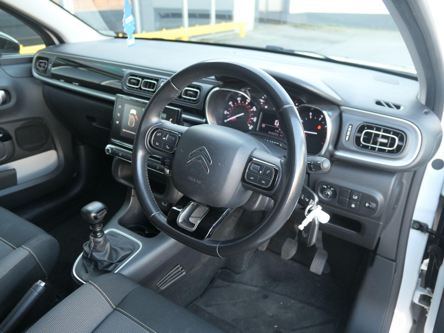 Used Citroen C3 2019 for sale - 76388854: Photo 9