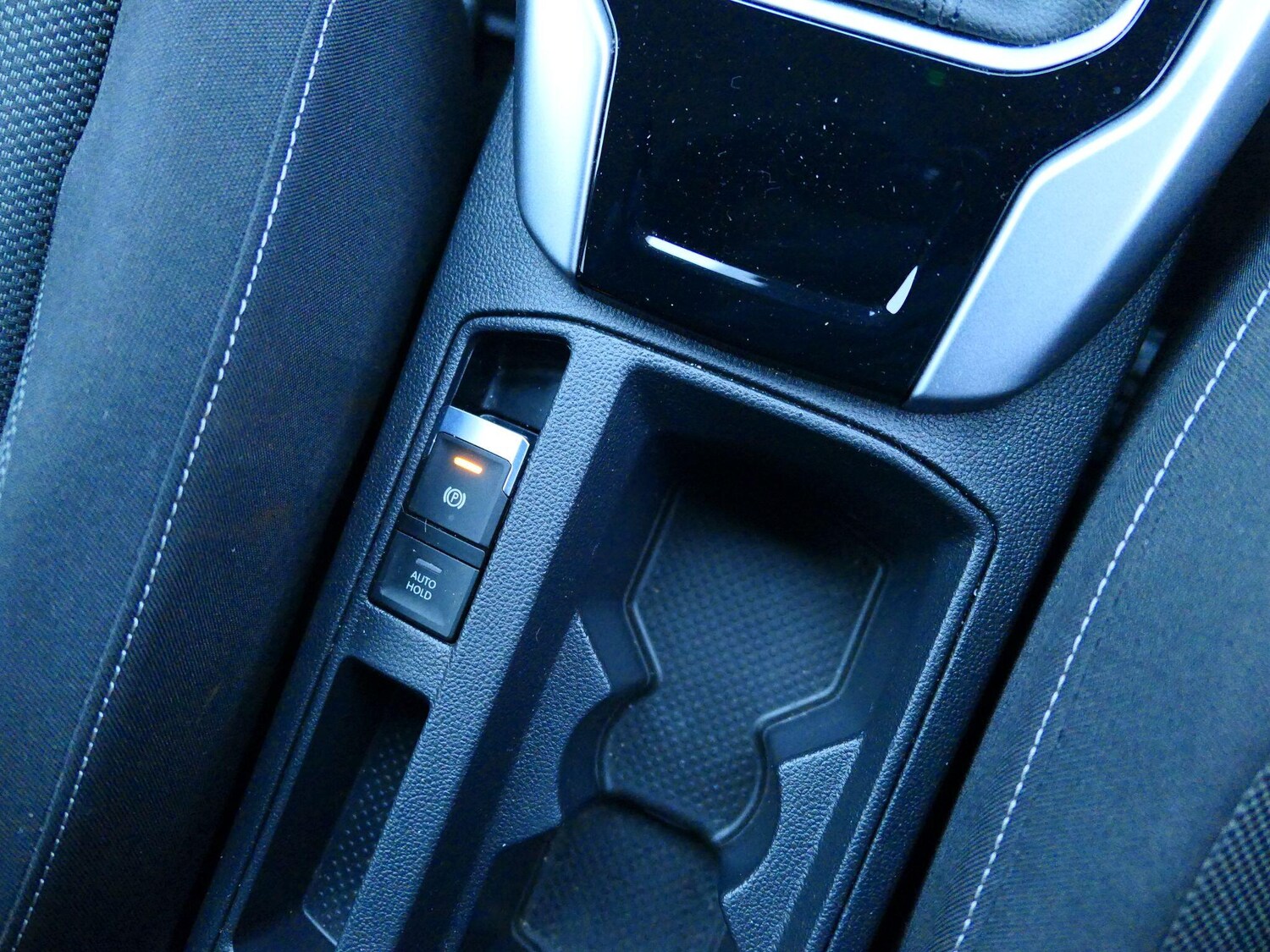 Used Volkswagen T-Roc for sale - 77468547: Photo 17