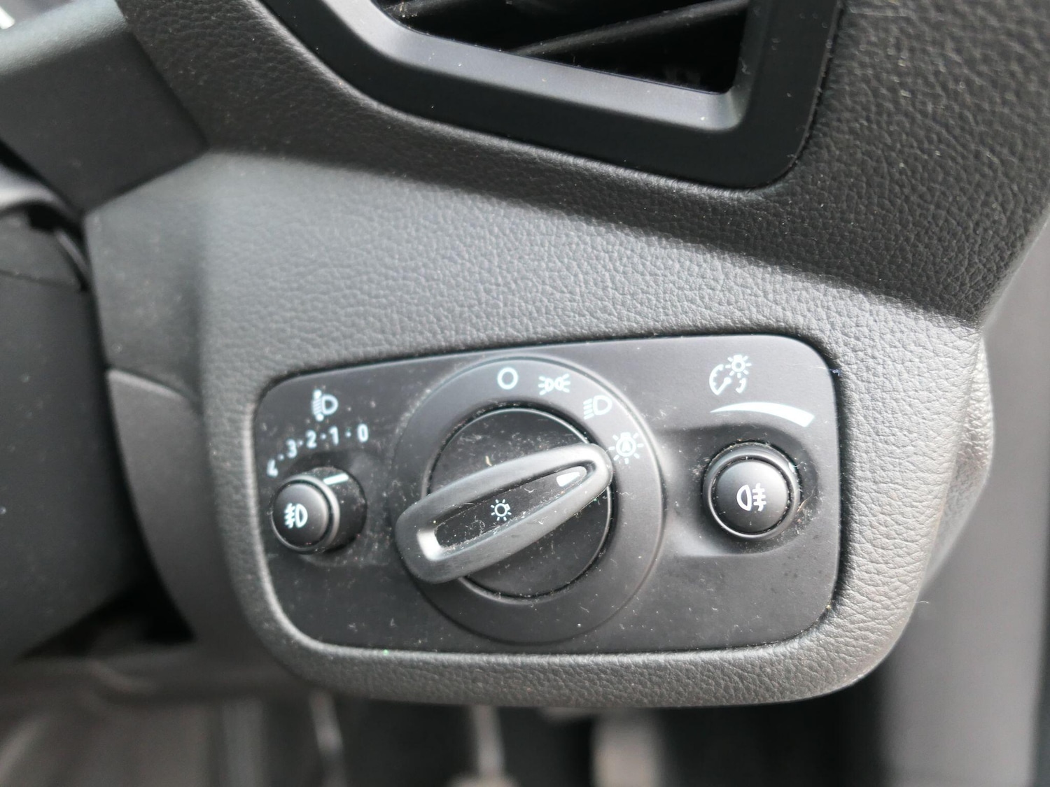 Used Ford Kuga 2018 for sale - 77377105: Photo 18