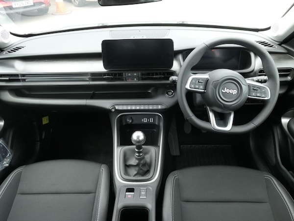 Used Jeep Avenger 2024 for sale - 76269927: Photo 10
