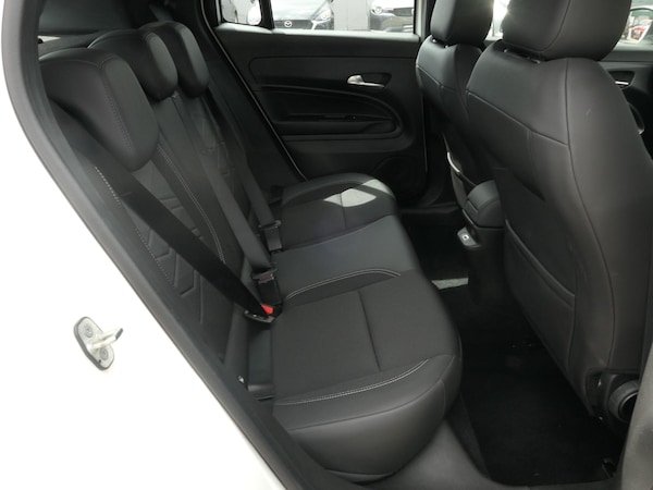 Used Jeep Avenger 2024 for sale - 76269927: Photo 13