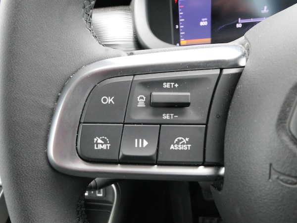 Used Jeep Avenger 2024 for sale - 76269927: Photo 15