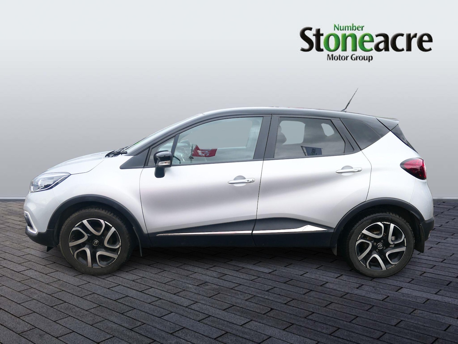 Used Renault Captur 2018 for sale - 78171137: Photo 3
