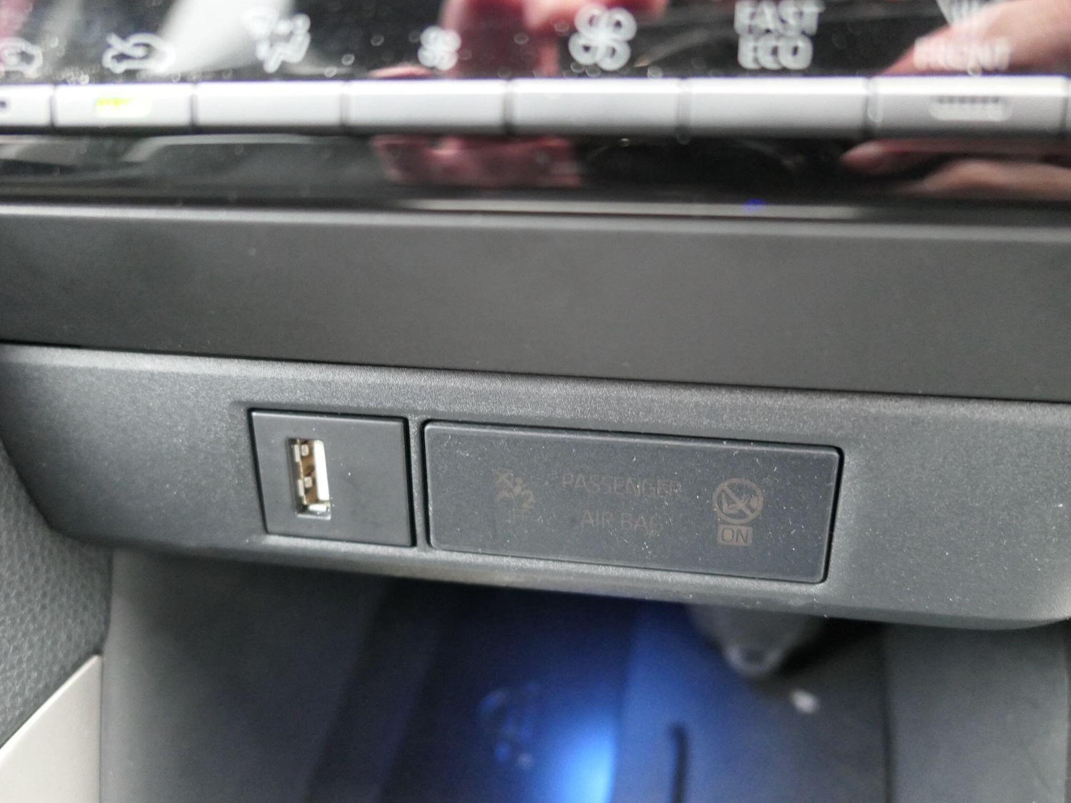 Used Mazda Mazda2 HYBRID 2024 for sale - 77737936: Photo 20