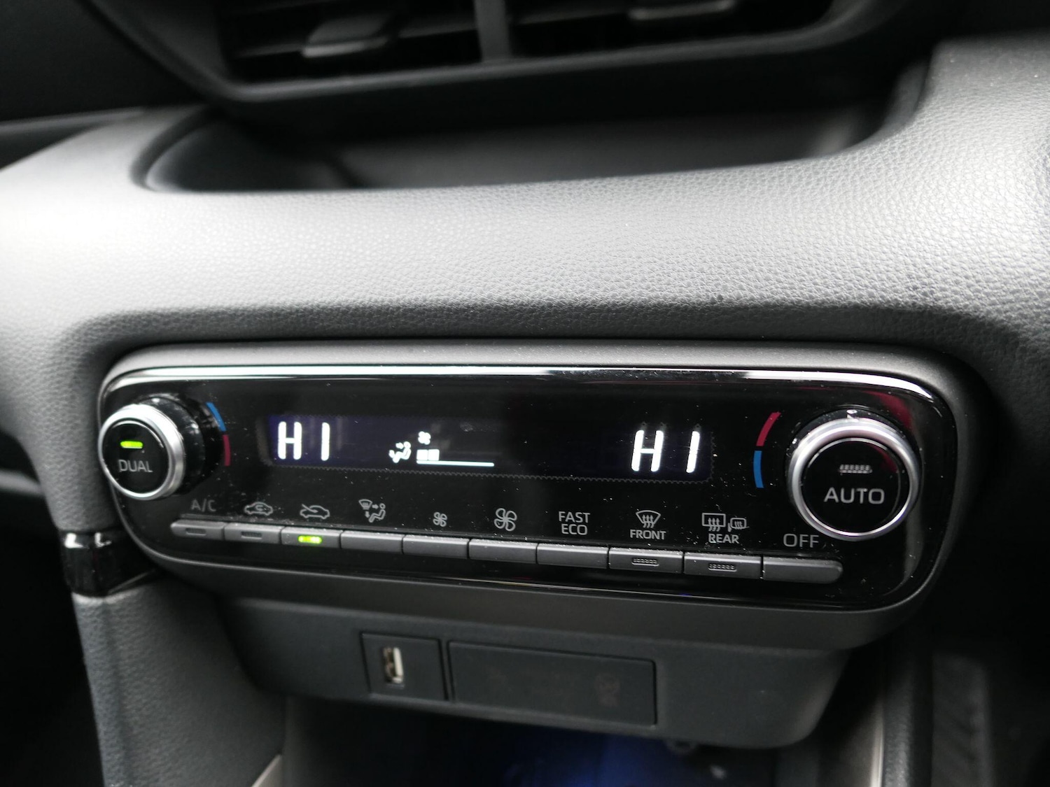 Used Mazda Mazda2 HYBRID 2024 for sale - 77255200: Photo 19