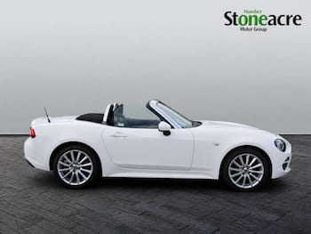 Used Fiat 124 Spider 2018 for sale - 79658164: Photo