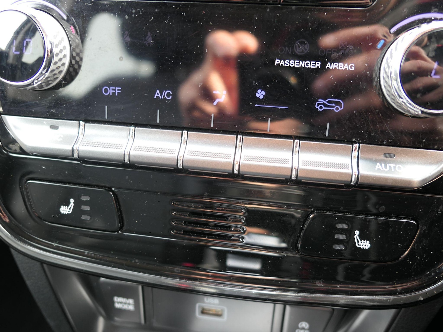 Used Ssangyong Tivoli 2022 for sale - 76270532: Photo 14