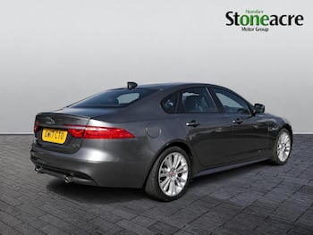 Used Jaguar XF 2017 for sale - 79847186: Photo