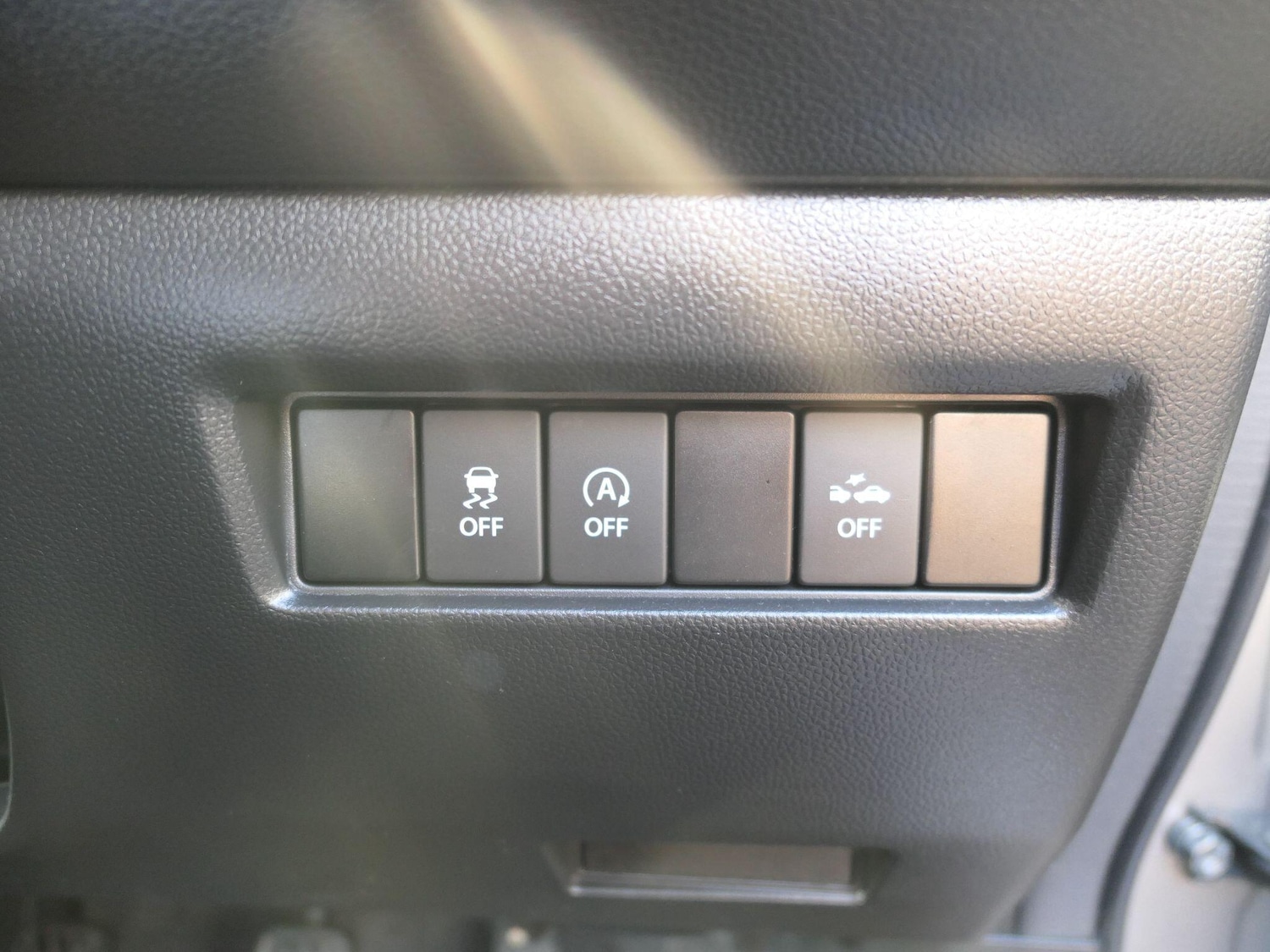 Used Suzuki Swift 2023 for sale - 76512511: Photo 13