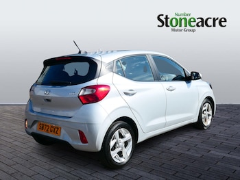 Used Hyundai i10 2023 for sale - 78230652: Photo