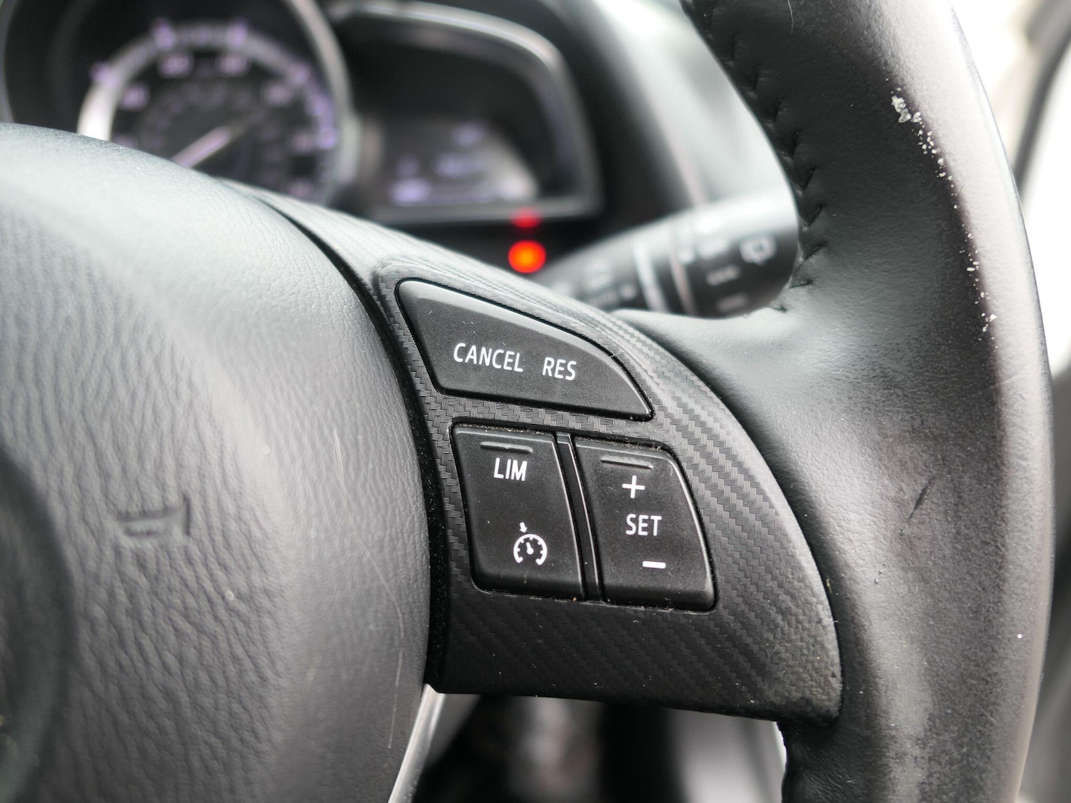 Used Mazda Mazda2 2016 for sale - 76572468: Photo 16