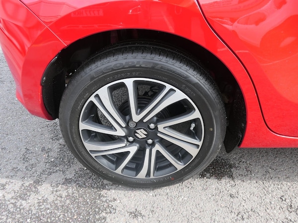 Used Suzuki Swift 2023 for sale - 76122555: Photo 20