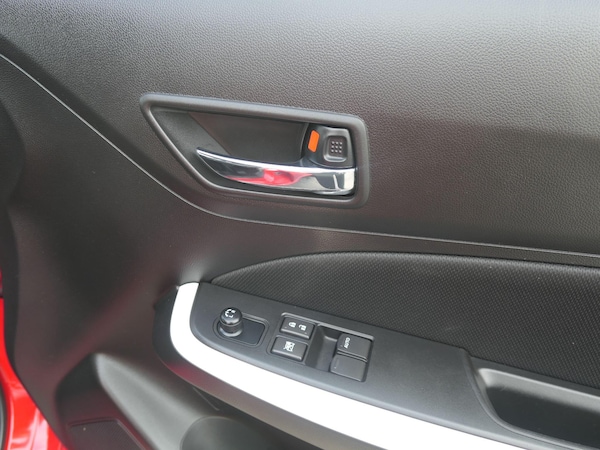 Used Suzuki Swift 2023 for sale - 76122555: Photo 29