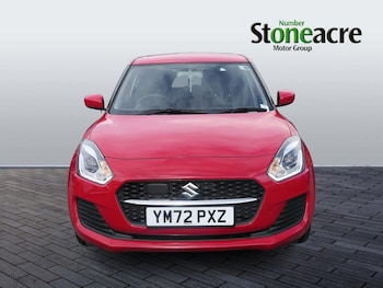 Used Suzuki Swift 2023 for sale - 76122555: Photo 2