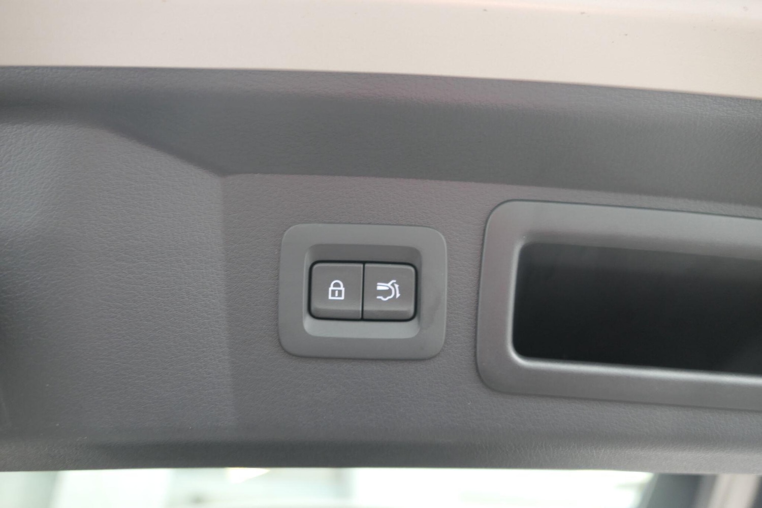 Used Mazda CX-60 2025 for sale - 76671206: Photo 12