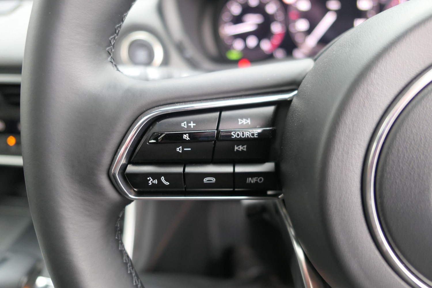 Used Mazda CX-60 2025 for sale - 76671206: Photo 21