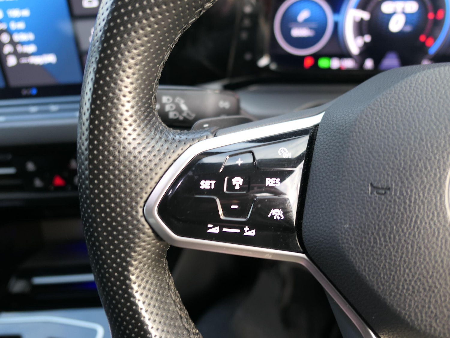 Used Volkswagen Golf 2022 for sale - 77230429: Photo 14