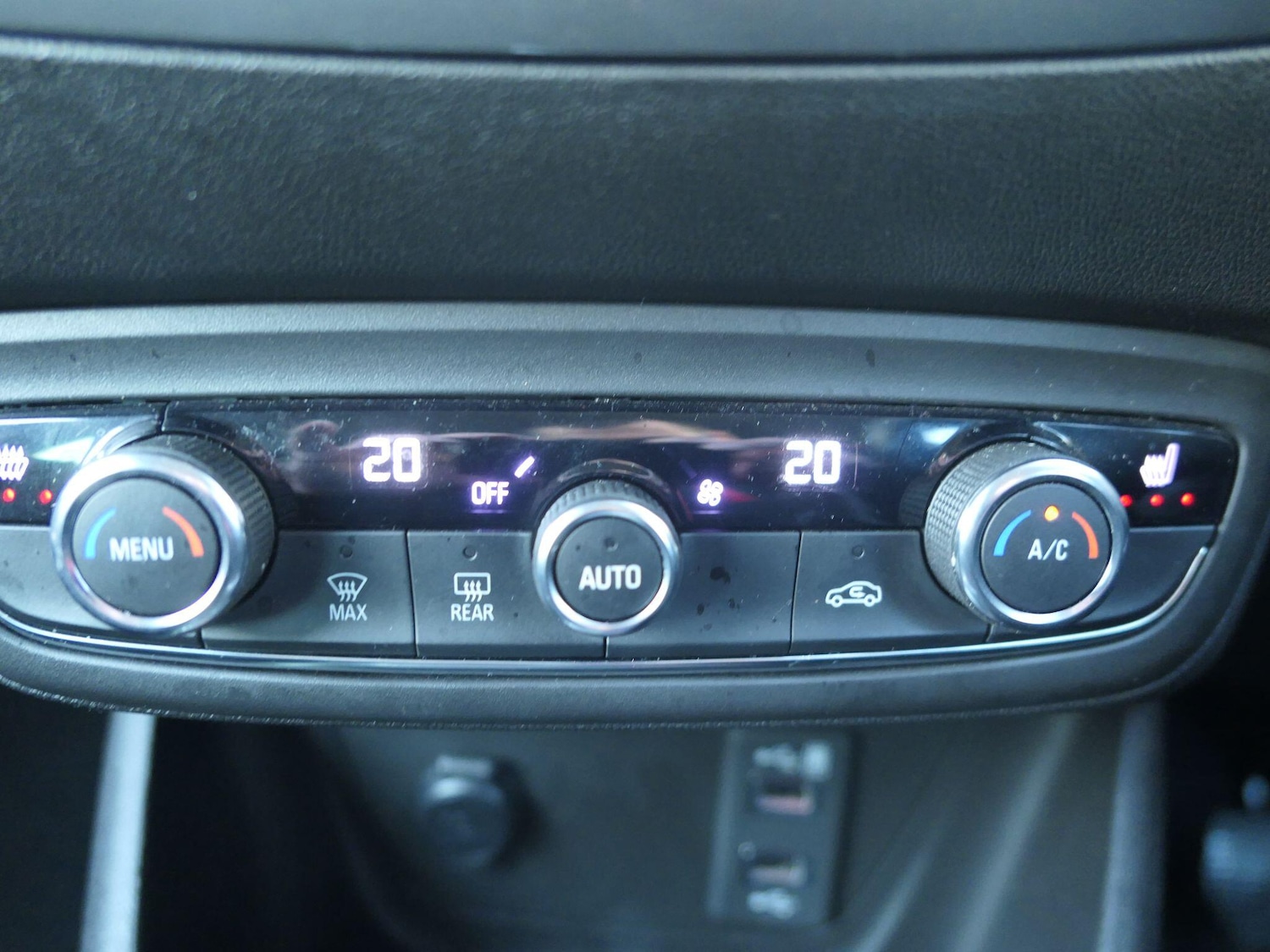 Used Vauxhall Crossland for sale - 77017137: Photo 17