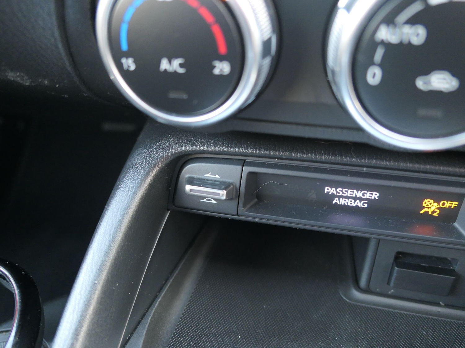 Used Mazda MX-5 2017 for sale - 76824800: Photo 10