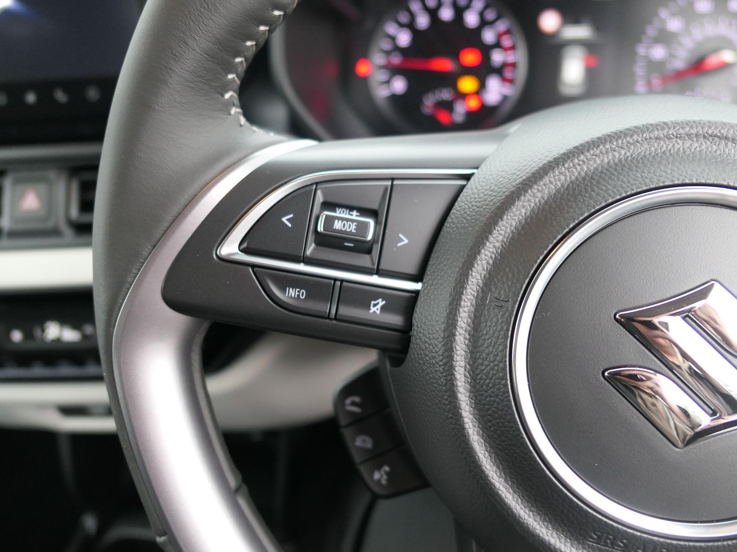 Used Suzuki Swift for sale - 77738407: Photo 18