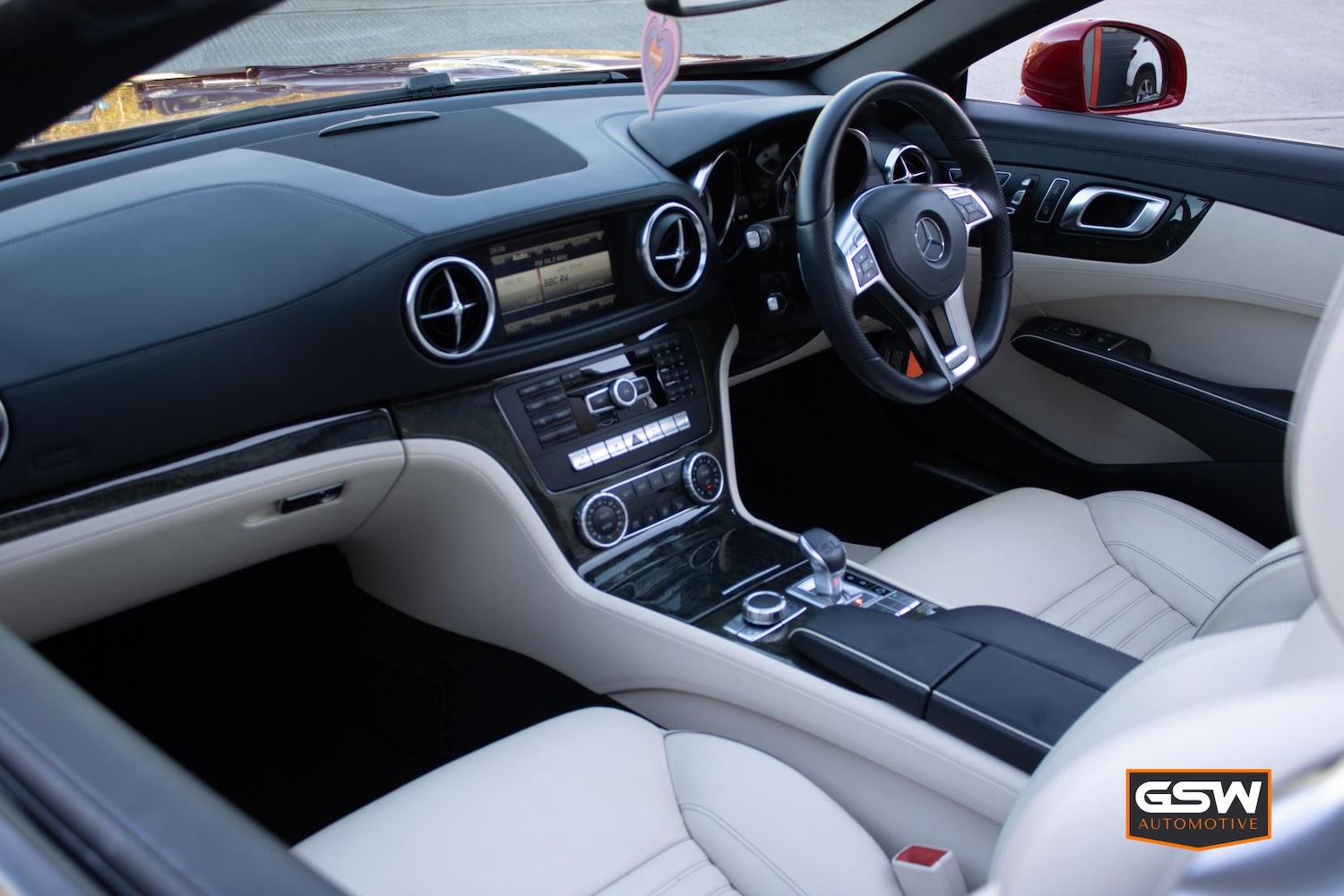 Used Mercedes-Benz SL 2014 for sale - 78112775: Photo 4