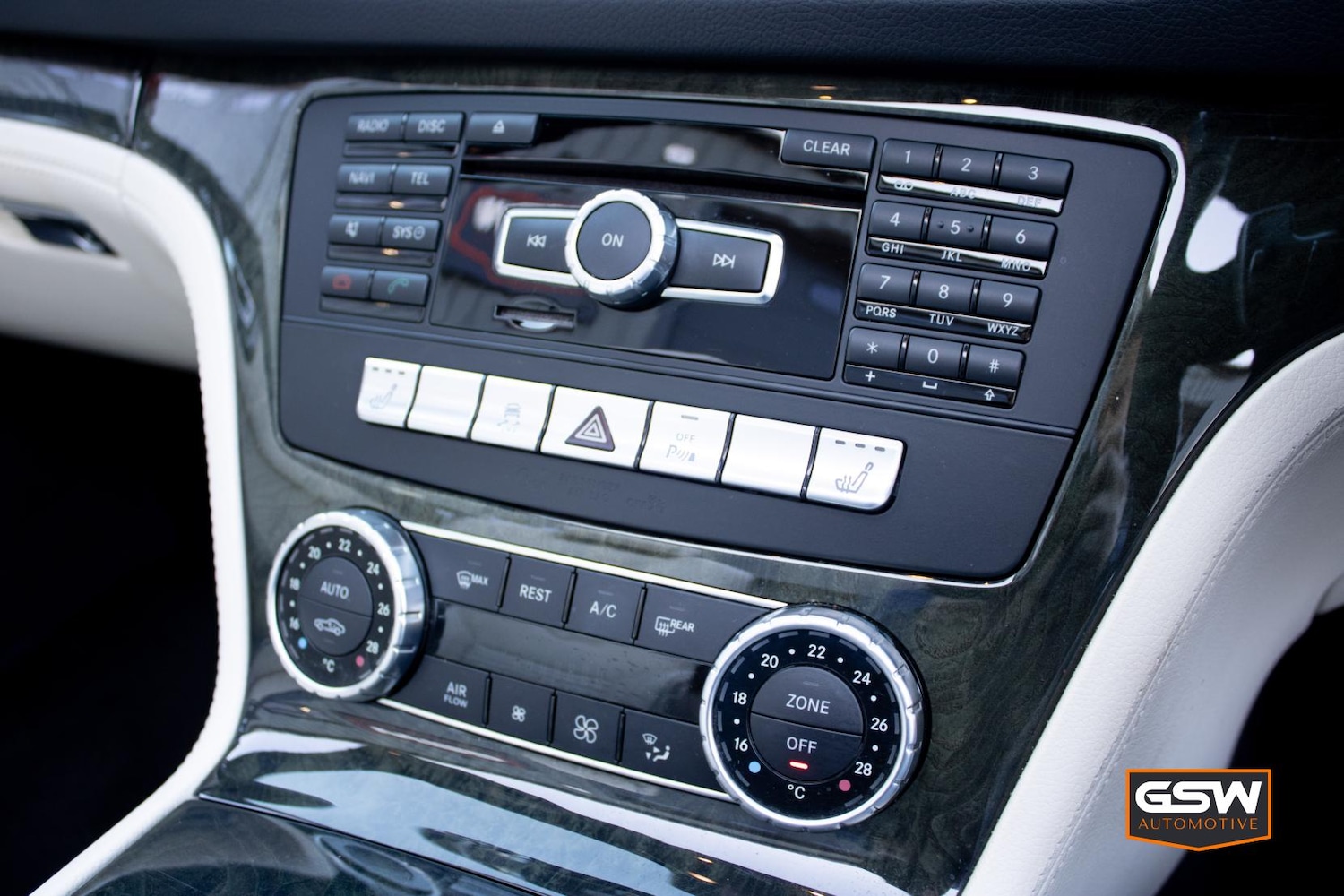 Used Mercedes-Benz SL 2014 for sale - 78112775: Photo 5