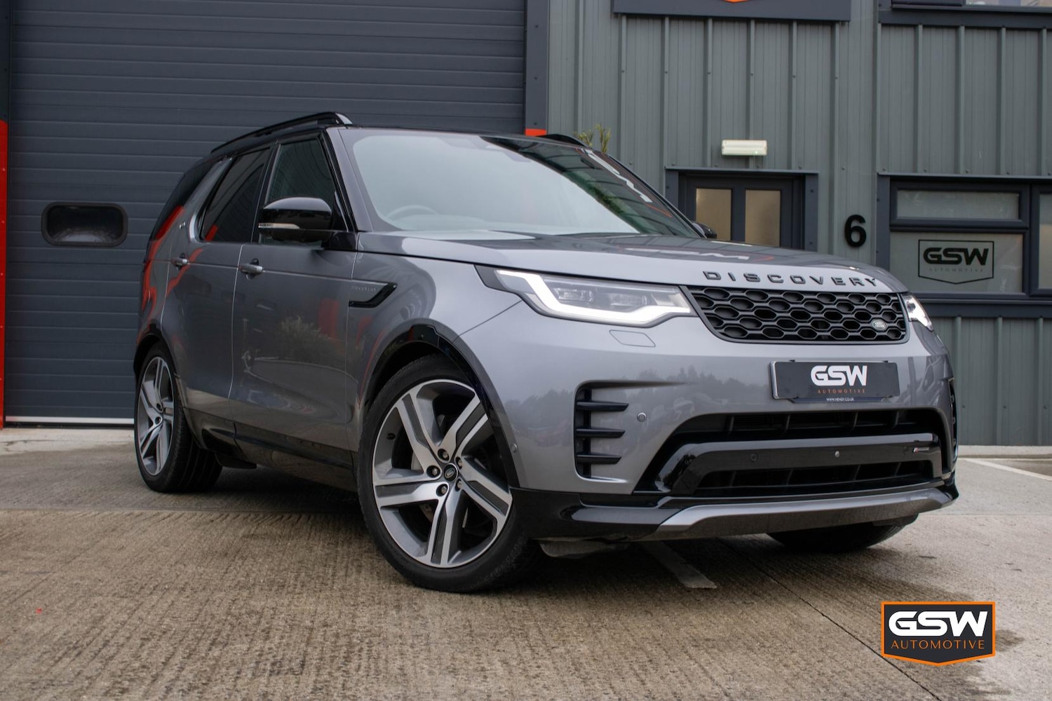 Used Land Rover Discovery 2023 for sale - 76282567: Photo 4