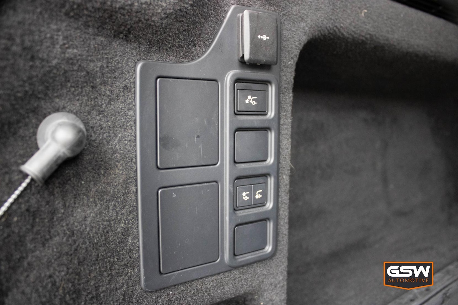 Used Land Rover Discovery 2023 for sale - 76282567: Photo 9