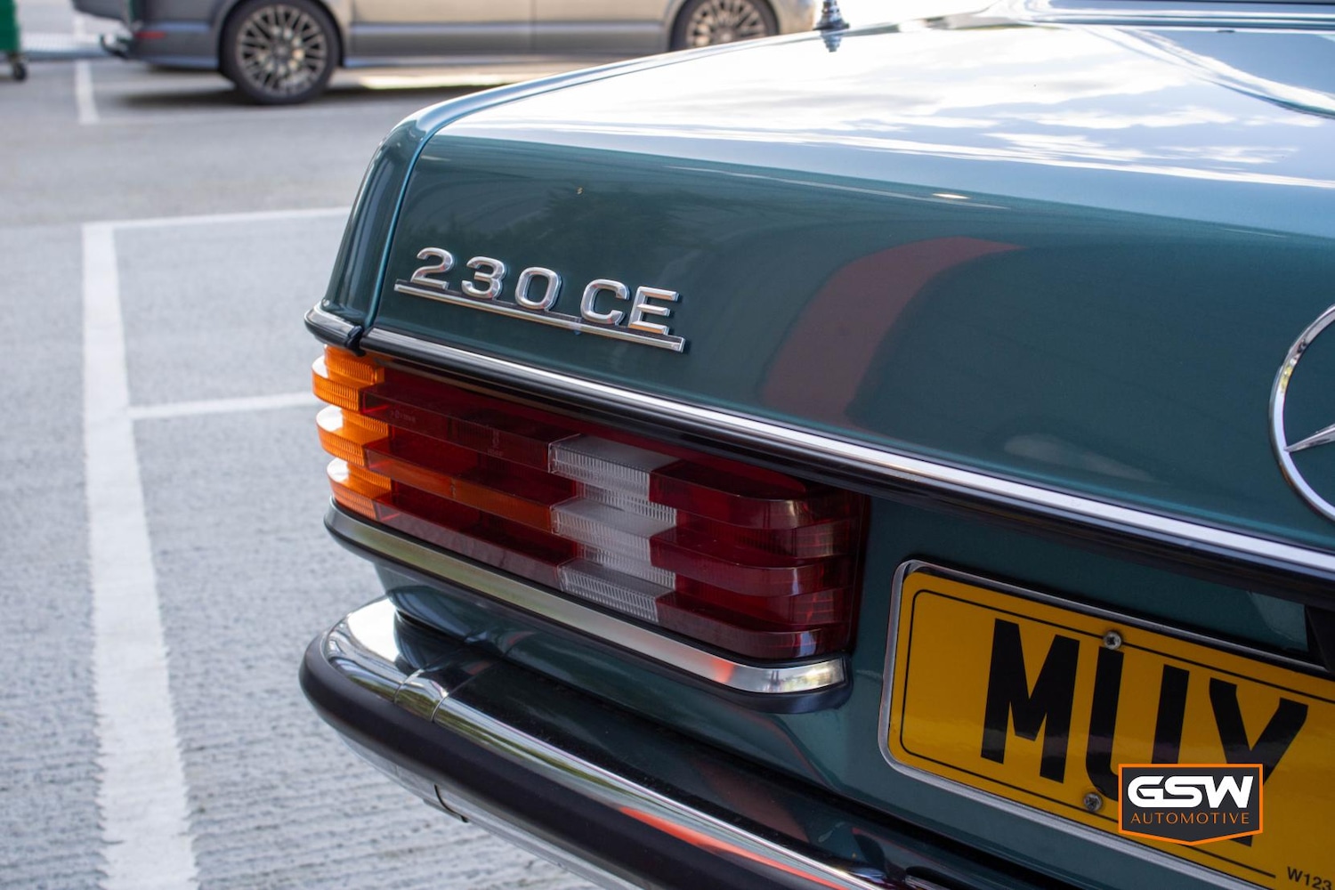 Used Mercedes-Benz 230 1983 for sale - 76028320: Photo 14