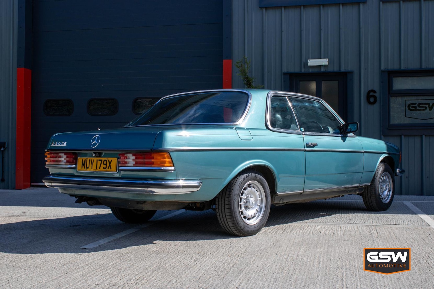 Used Mercedes-Benz 230 1983 for sale - 76028320: Photo 9