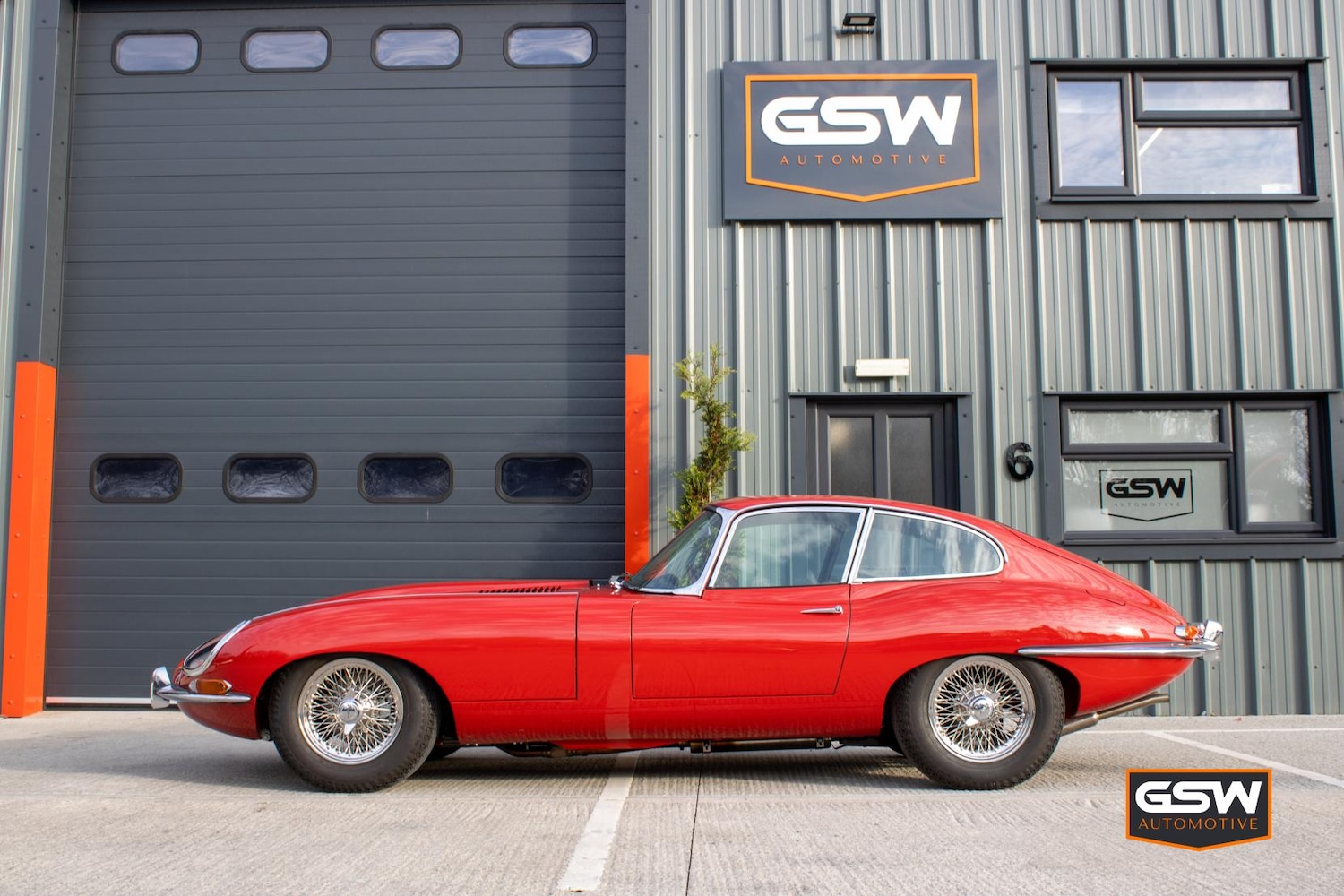 Used Jaguar E-Type 1965 for sale - 78112764: Photo 2