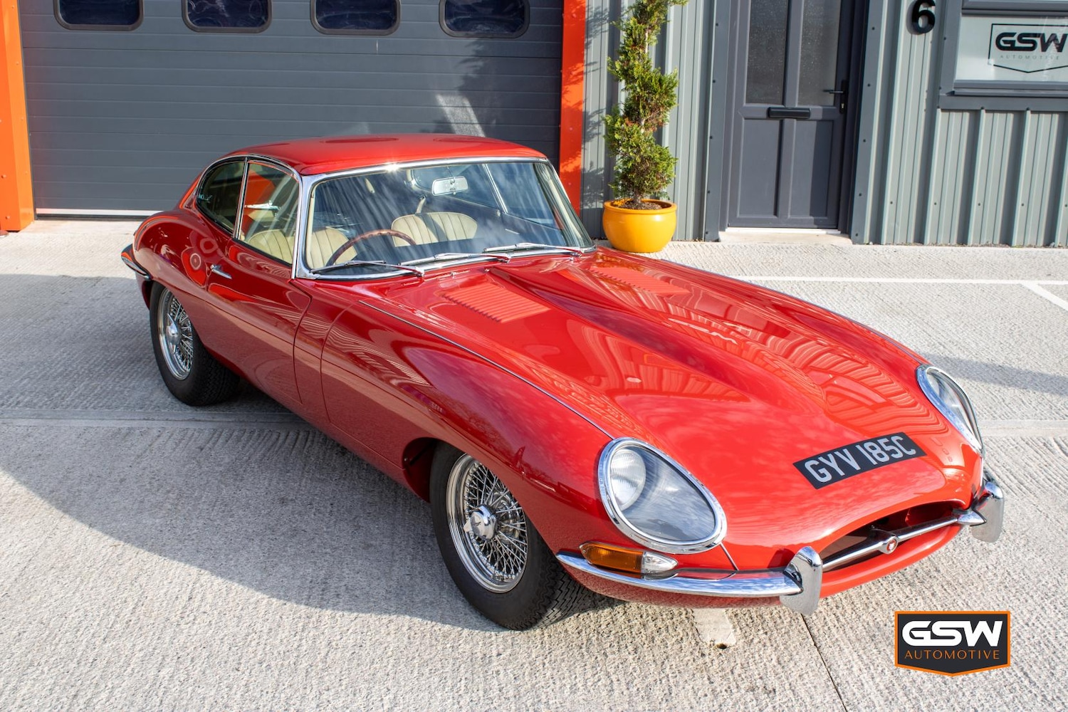 Used Jaguar E-Type 1965 for sale - 78112764: Photo 27