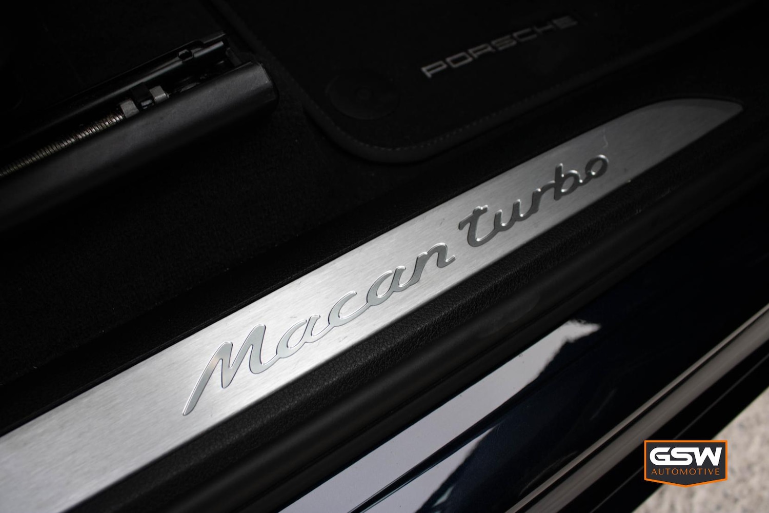 Used Porsche Macan 2020 for sale - 77903518: Photo 17