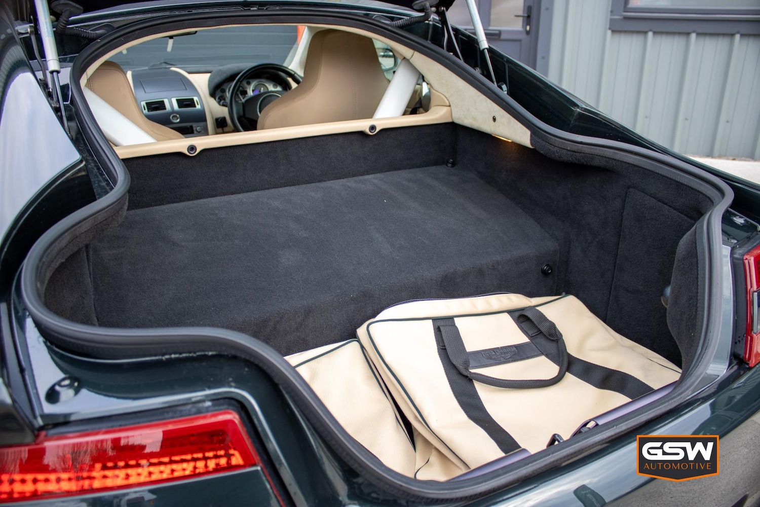 Used Aston Martin Vantage 2006 for sale - 77339626: Photo 21