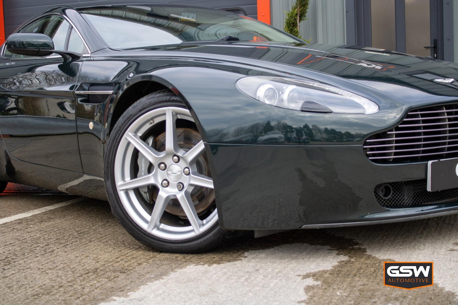 Used Aston Martin Vantage 2006 for sale - 77339626: Photo 3