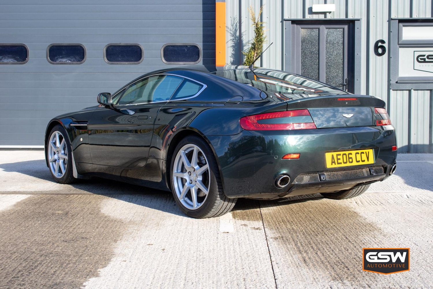 Used Aston Martin Vantage 2006 for sale - 77339626: Photo 9