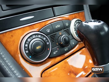 Used Mercedes-Benz SL 2004 for sale - 75791732: Photo