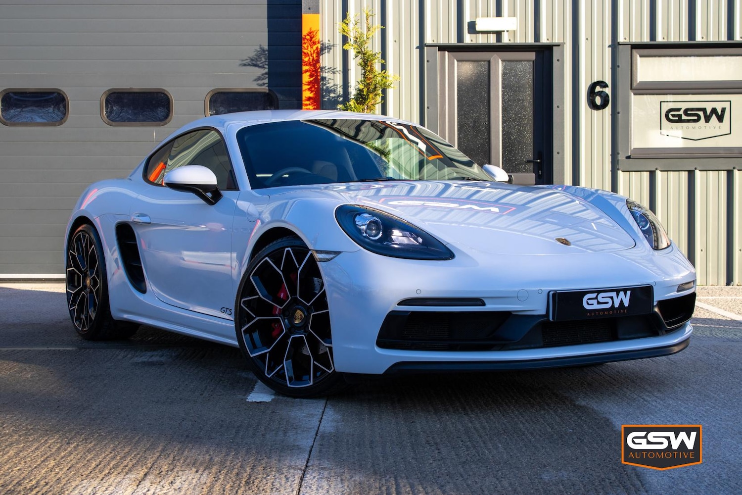 Used Porsche Cayman 2019 for sale - 78095272: Photo 3