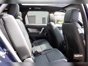 Used Land Rover Discovery Sport 2022 for sale - 78533412: Photo