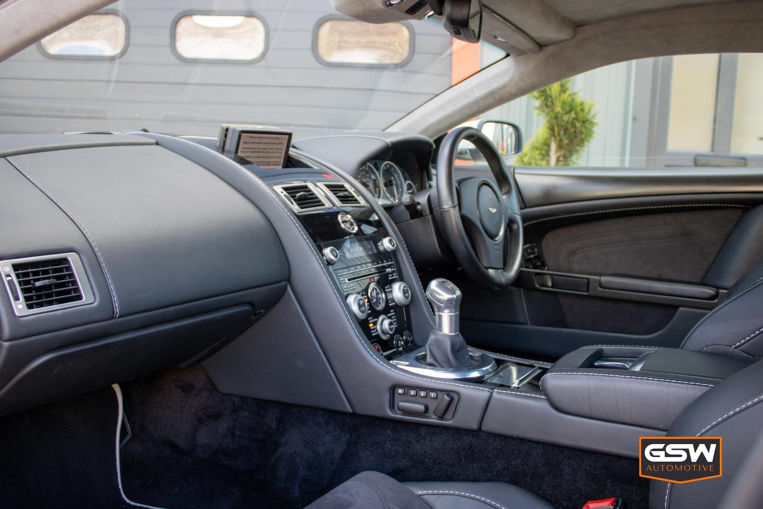 Used Aston Martin DBS 2009 for sale - 76504793: Photo 15