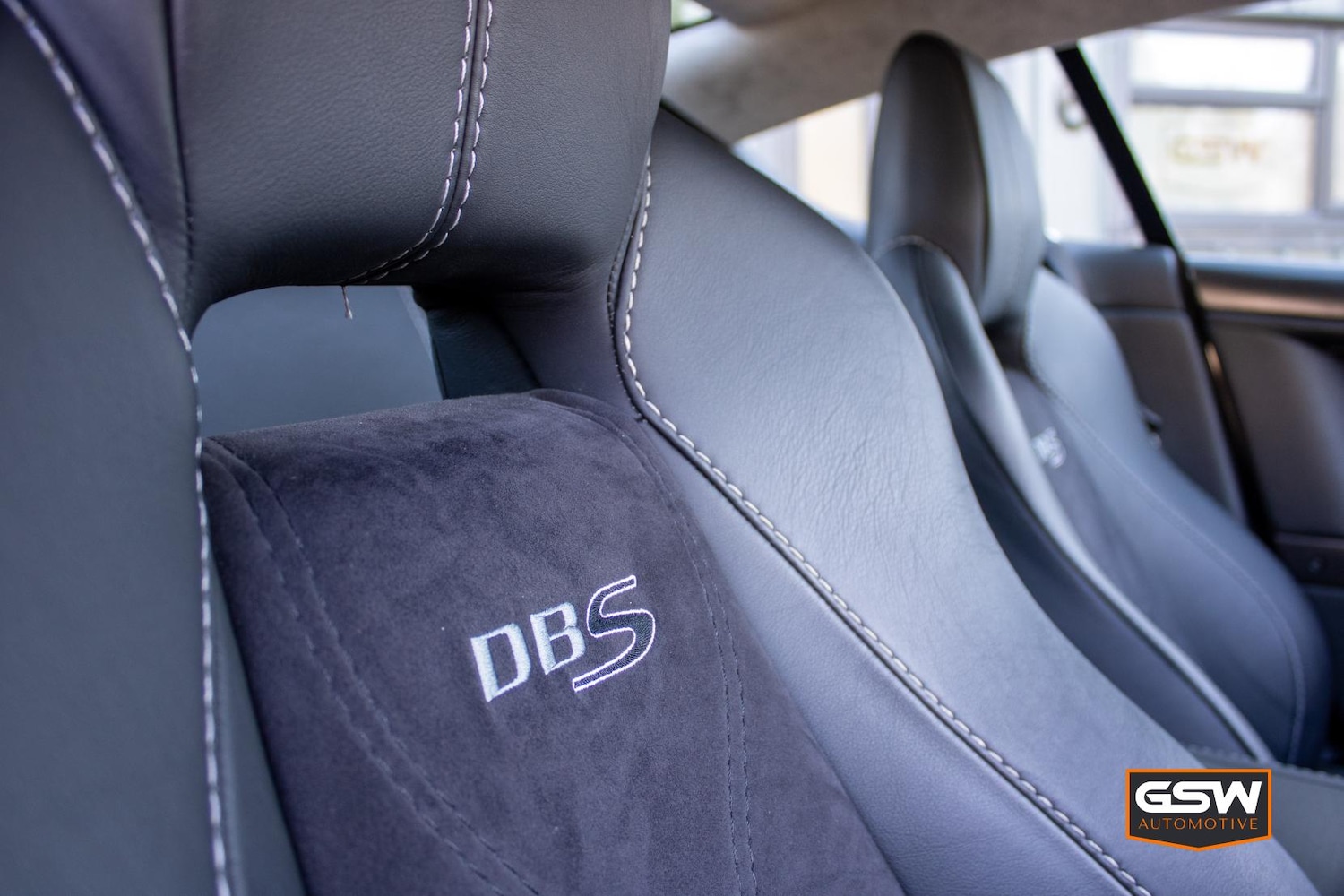 Used Aston Martin DBS 2009 for sale - 76504793: Photo 18